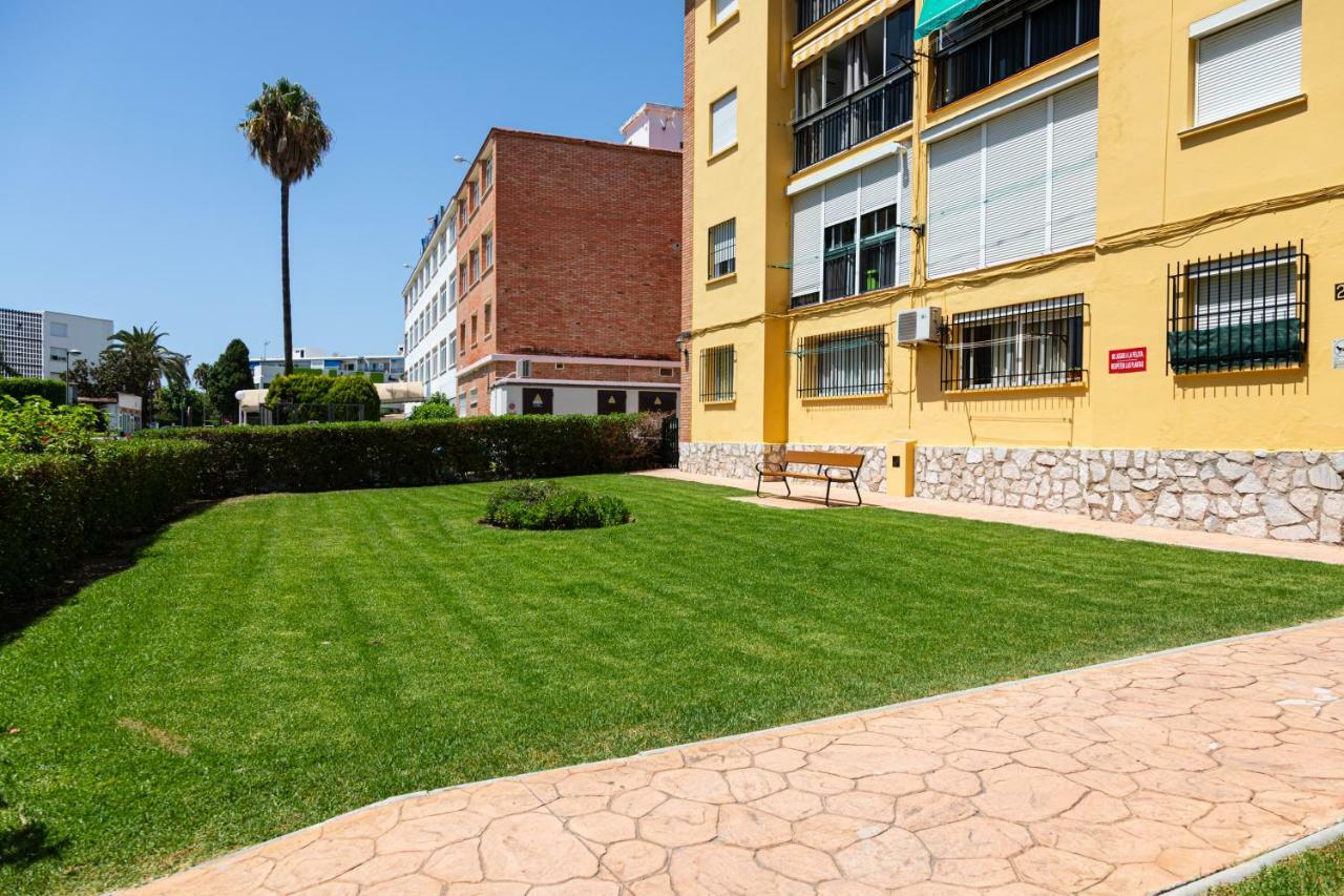Апартаменты Weforyou Los Alamos 4 - 800 M From The Beach Торремолинос Экстерьер фото